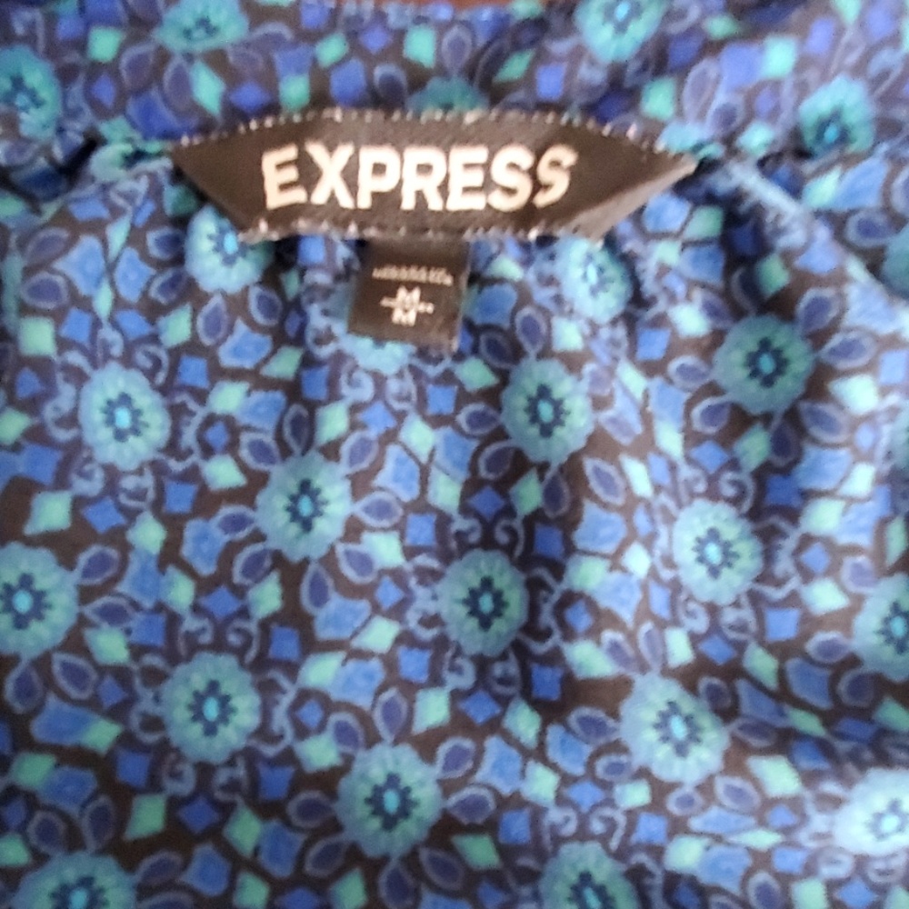 Express Top - Picture 6 of 7